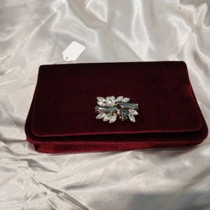INC MISHEL VELVET BR CLUTCH